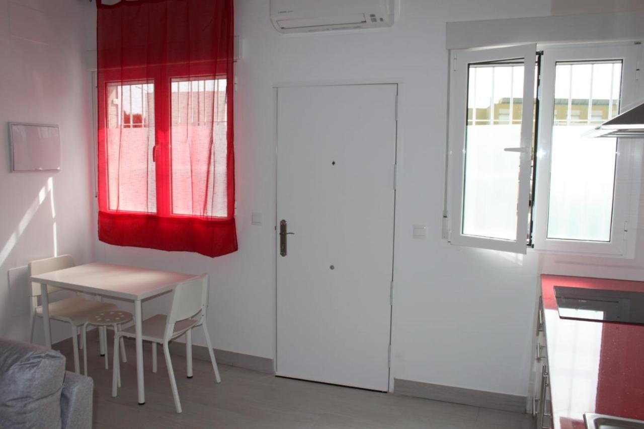 Apartamentos Margo Malaga Exterior photo